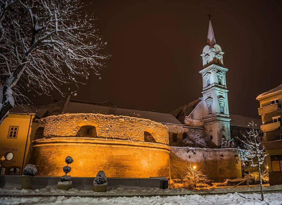 Belvarosi Erdesz-Lak Ödenburg Exterior foto